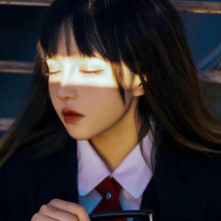 濑田宗次郎（身份：十刃最强、“天剑”、微笑的修罗） - 恐怖电影无删减在线观看 - 云端看视频